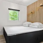 Feriehus Amazing In With Wifi Aars